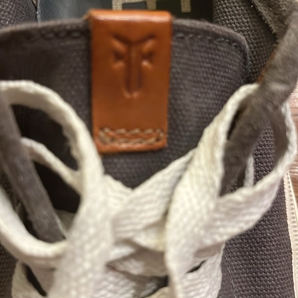 Frye Ludlow Gray Canvas Low Top Sneakers Size 9.5 - Picture 4 of 6